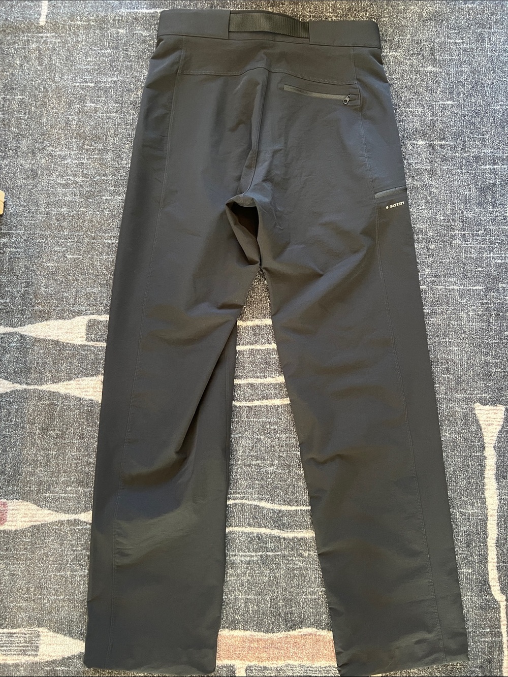 SATISFY PEACESHELL SOLOTEX PANTS BLACK SMALL MENS - Picture 3 of 15
